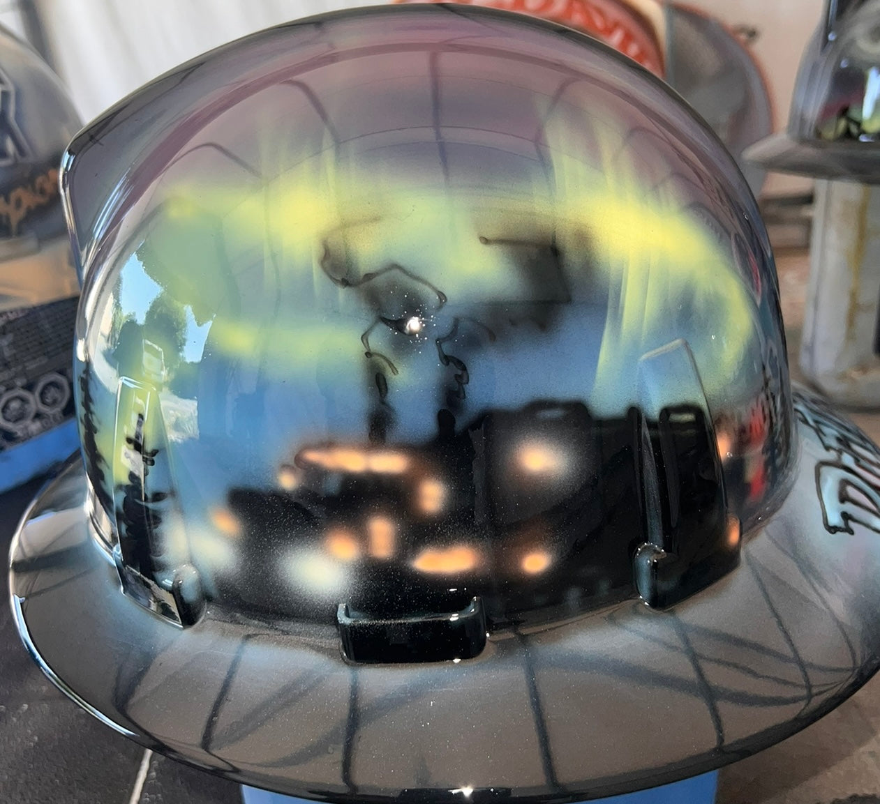Northern lights truckers theme